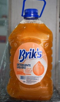 Detergentes Brik’s Naranjo 5 L (5 unidades)