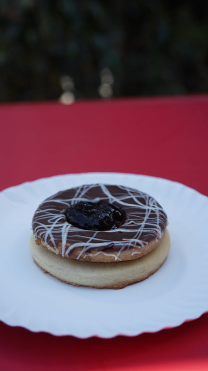 Mendocino relleno de manjar con arándanos y chocolate / pack de 10 unidades
