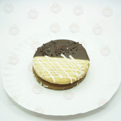 Mendocino relleno de Manjar y cubierto con mix de Chocolate / Pack de 10 unidades